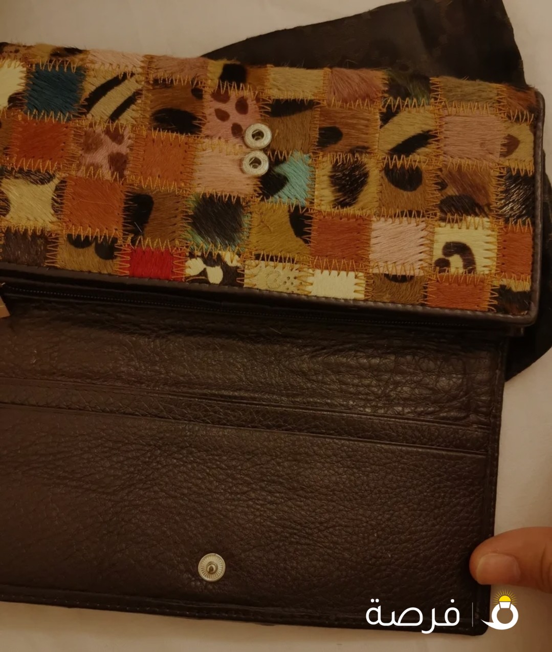 New aldo not used to and there is free small back