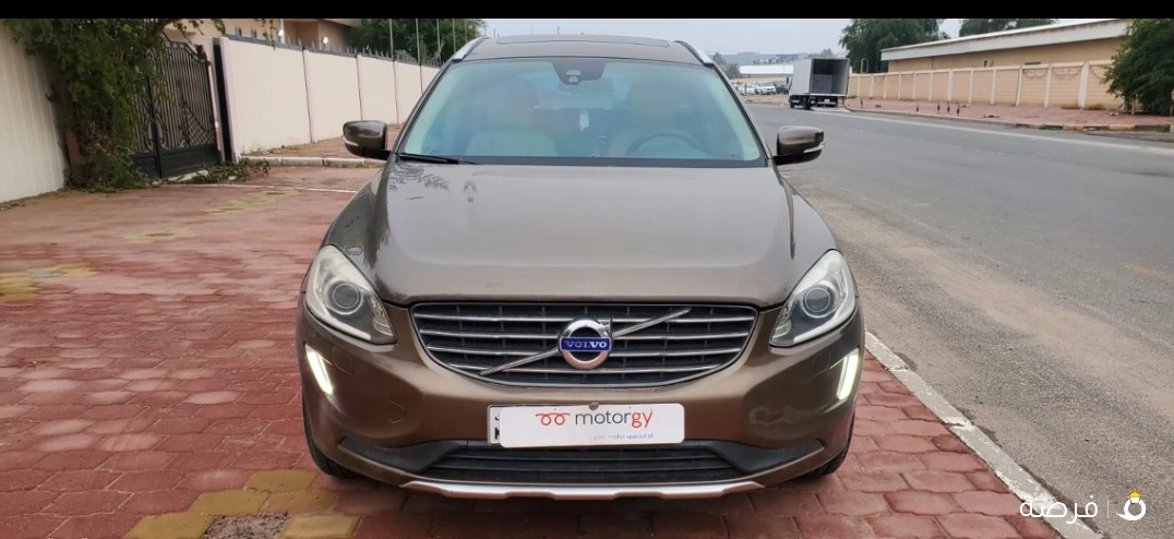 للبيع سيارة فولفو Xc60