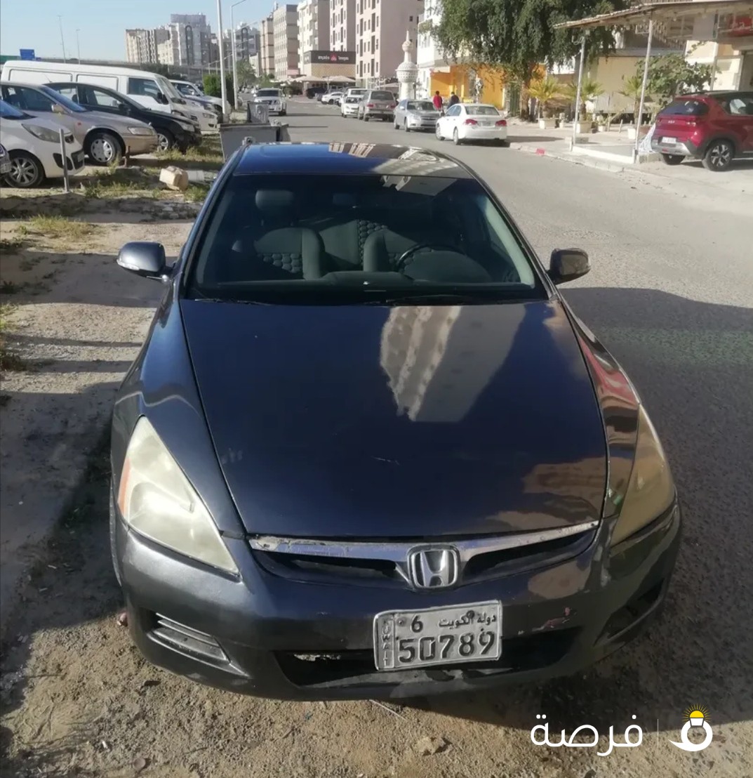 للبيع سياره هوندااكورالسياره بحاله جيدة