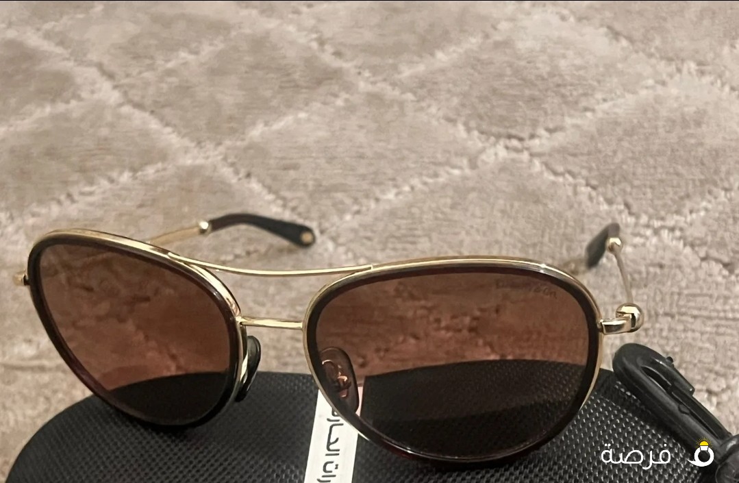 دينار
Tiffany 3059 Sunglasses للبيع نضأره تيفاني اصليه مستعمله سعرها جديده 140 دينار للبيع 30kd