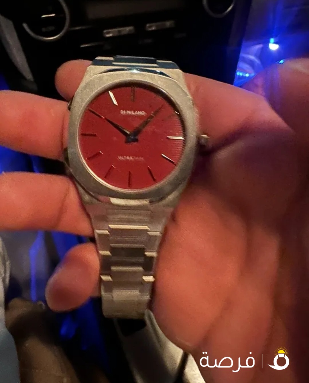للبيع ساعه دي ميلانو مينا حمره