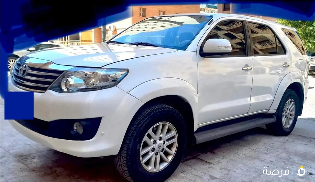 Toyota Fortuner 2014 (4 Cylinder) available for Sale