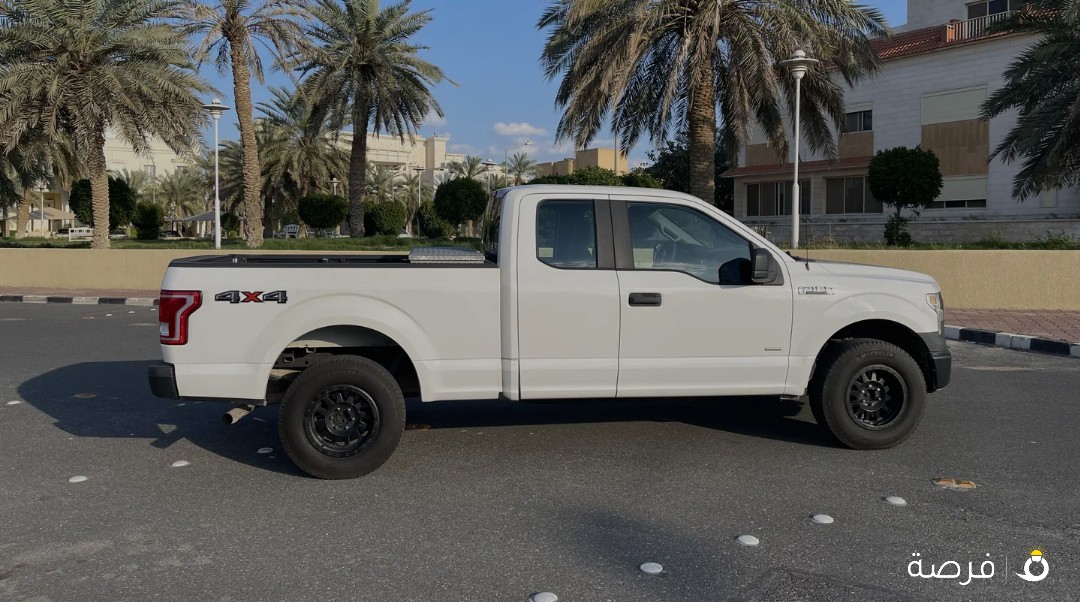 للبيع وانيت F150 موديل 2015 سته سلندر تيربو قماره و نص دبل قير