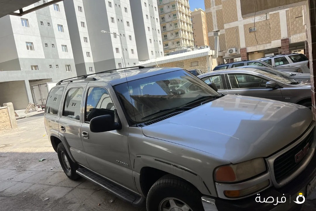 جمس يوكن للبيع موديل 2006. فيه دبل / 1000 دينار قابل للمساومه بالمعقول