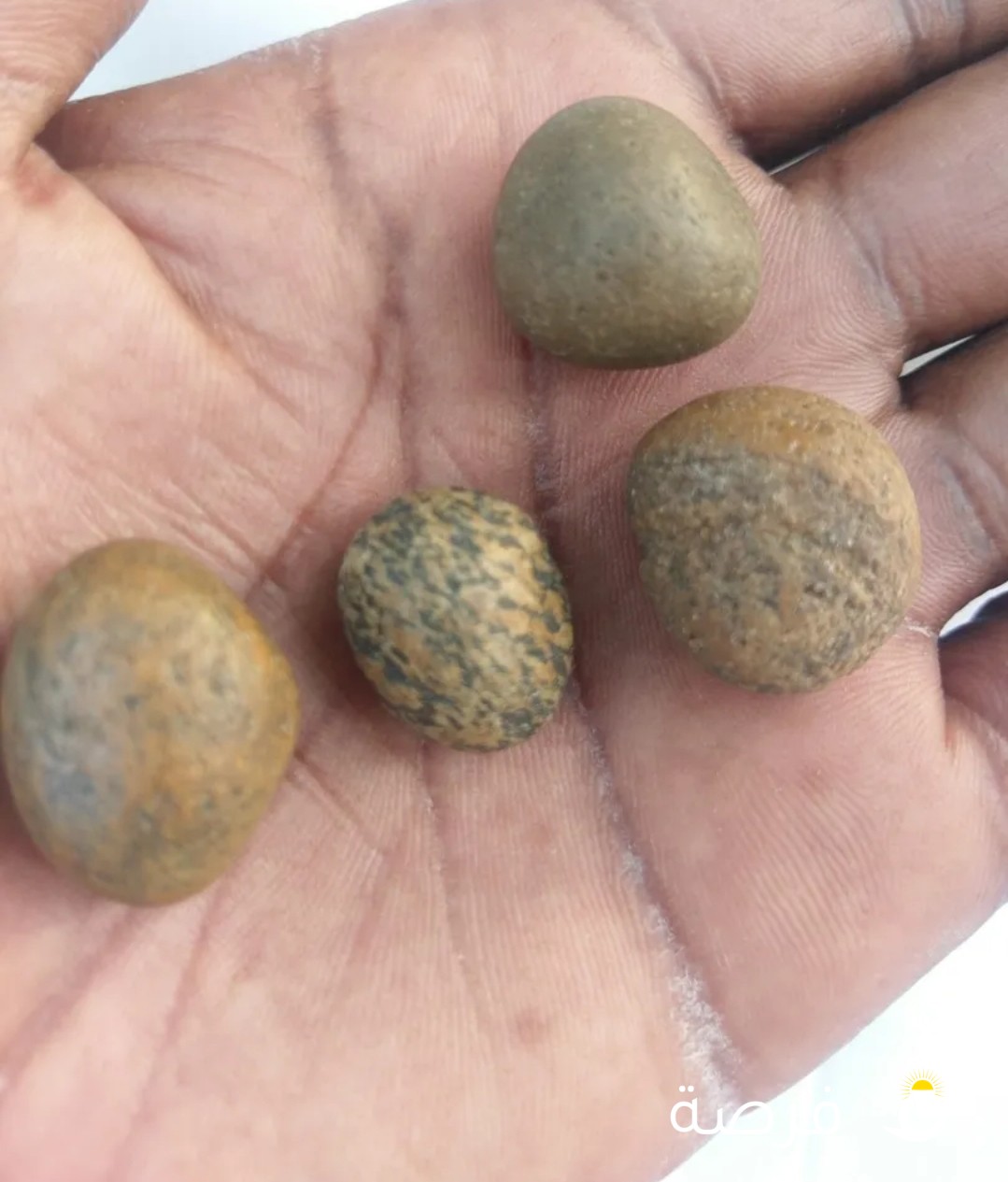 احجار قديمه