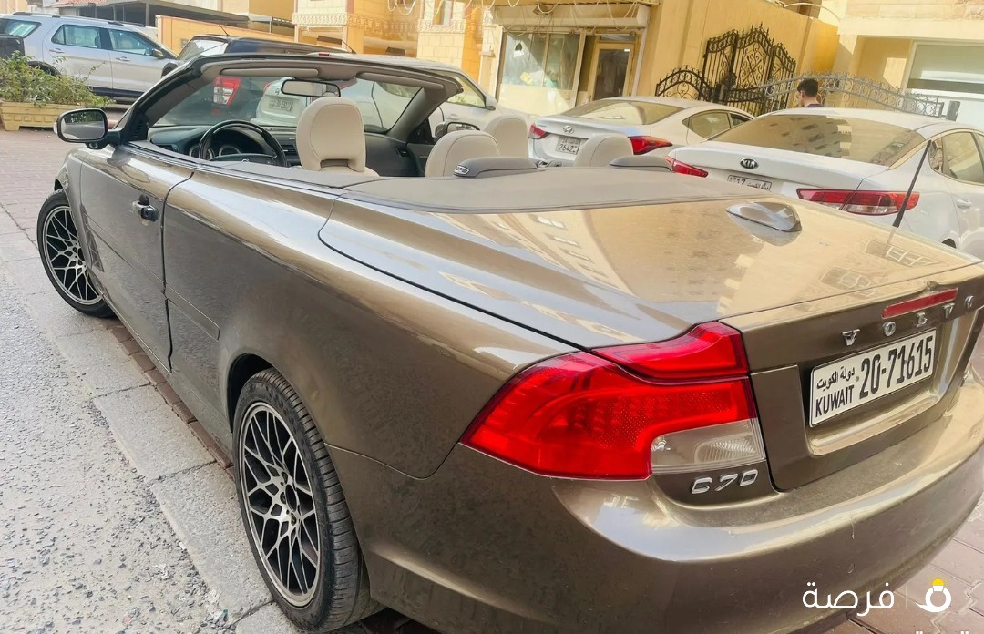 فولفو c70 كشف 2013 بحالة ممتازة شرط الفحص