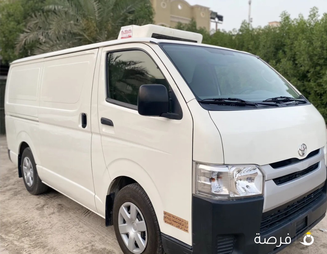 2018 TOYOTA HIACE STANDARDROOF