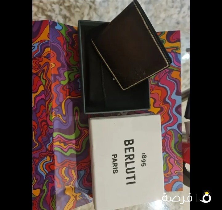 بوك ماركه اصليه للبيع