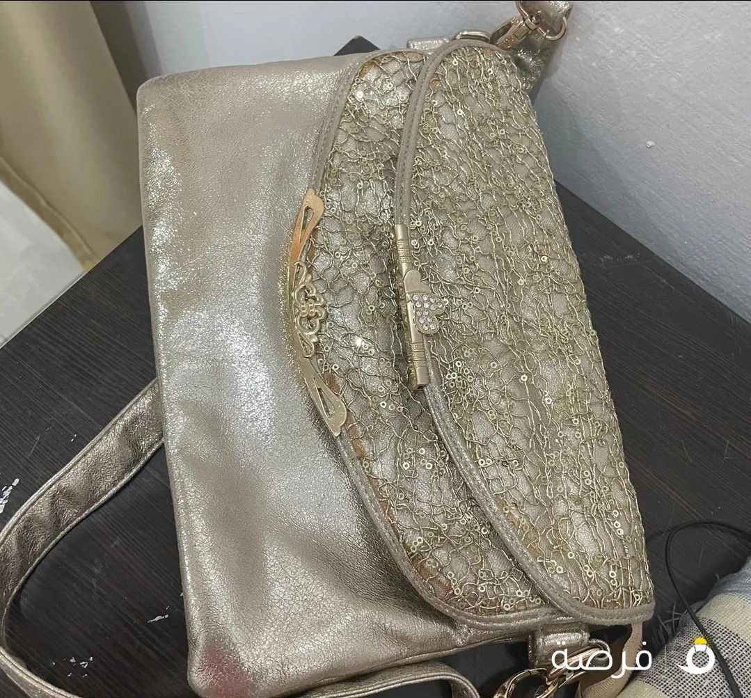 gold 3 pocket purse