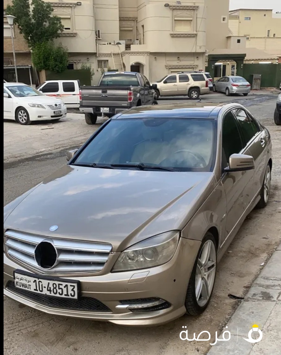 مرسيدس C200 موديل 2011
