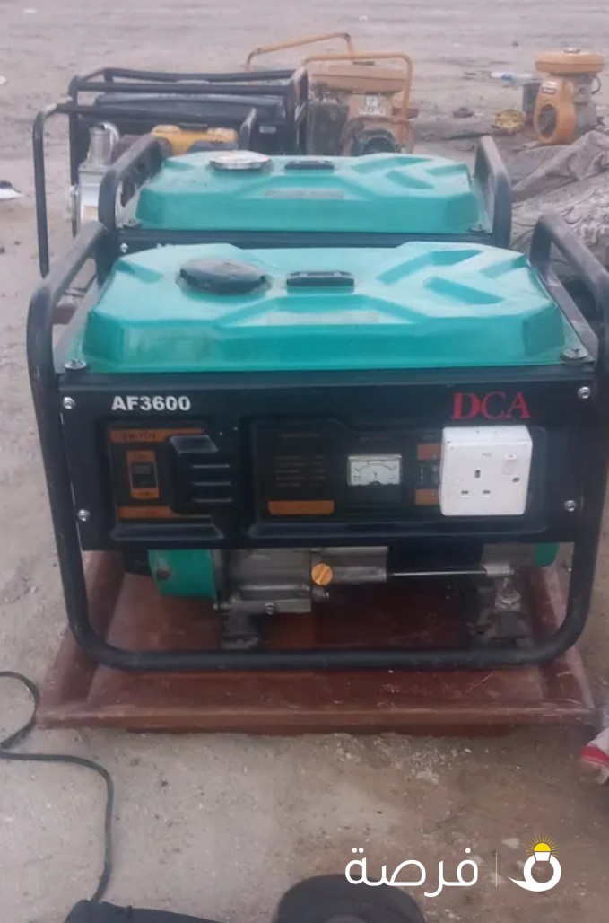 2 مولد كهرباء DcA 3600 واط والثاني هوندا 3000 واط