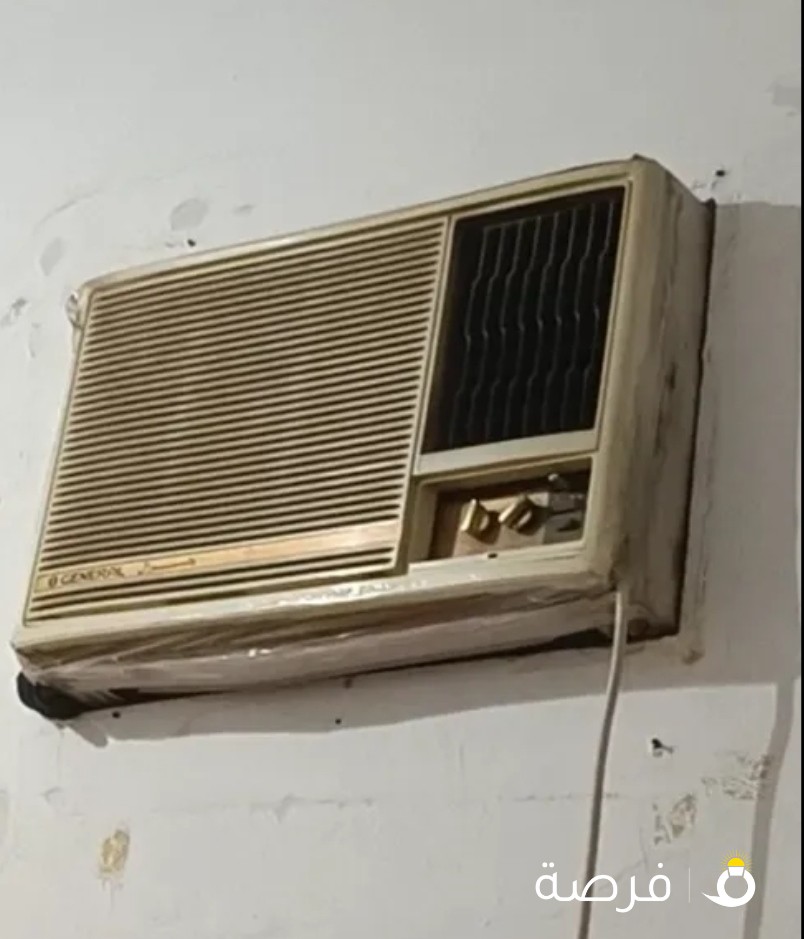مكيف شباك جنرال بحالة جيدة جدا للبيع