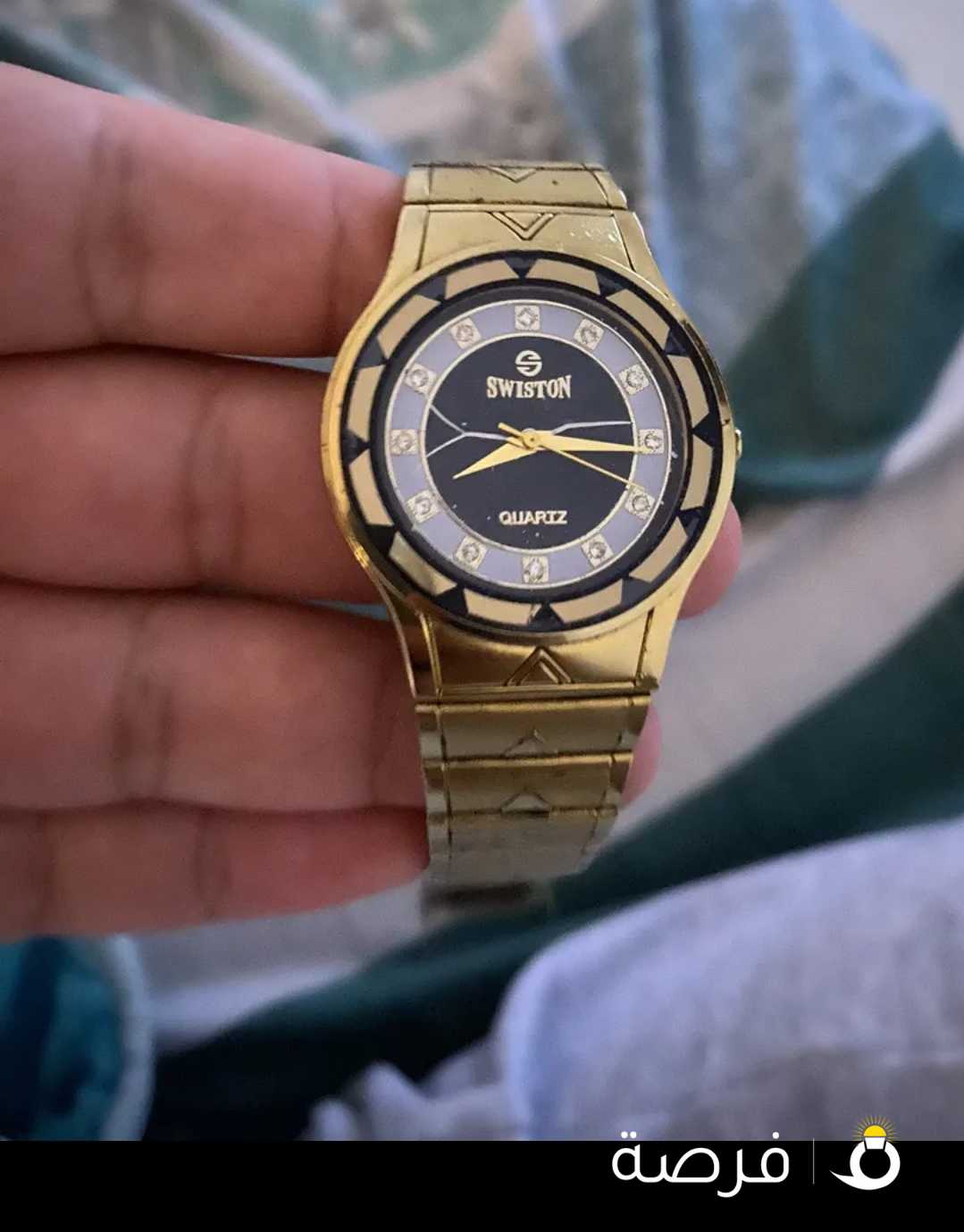 ساعة جاتني هدية ما اعرف سعره وابي اعرف بس لاهنتم والي يبي يشتري ماعندي مشكله له