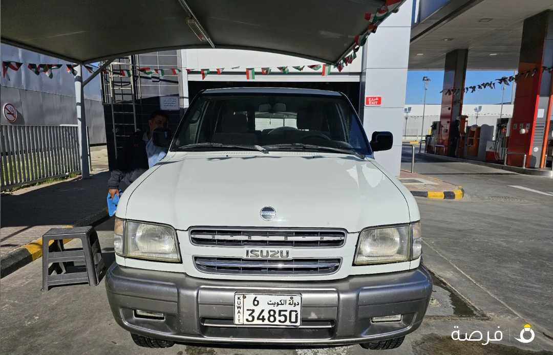 للبيع اسوزو تروبر 2000 النسخة الرياضية ار اس for sale isuzu trooper 2000 rs