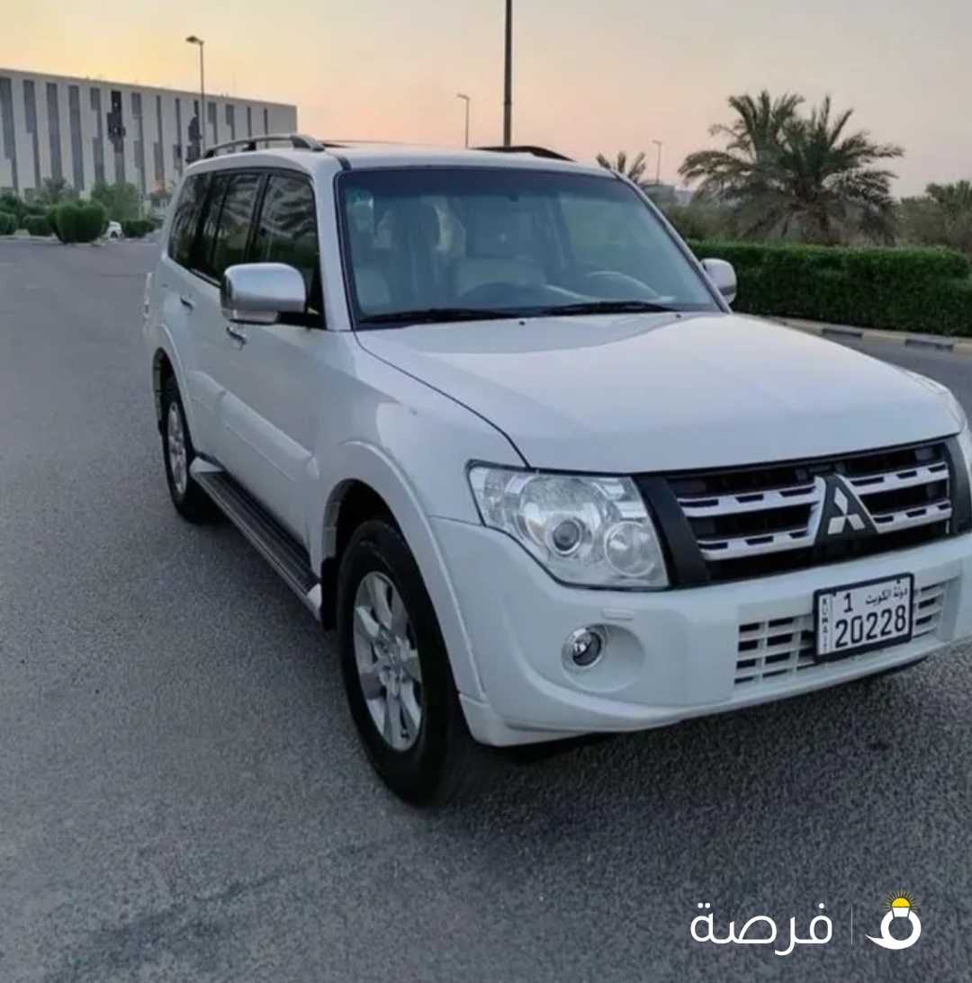 للبيع باجيرو موديل 2013 GLS