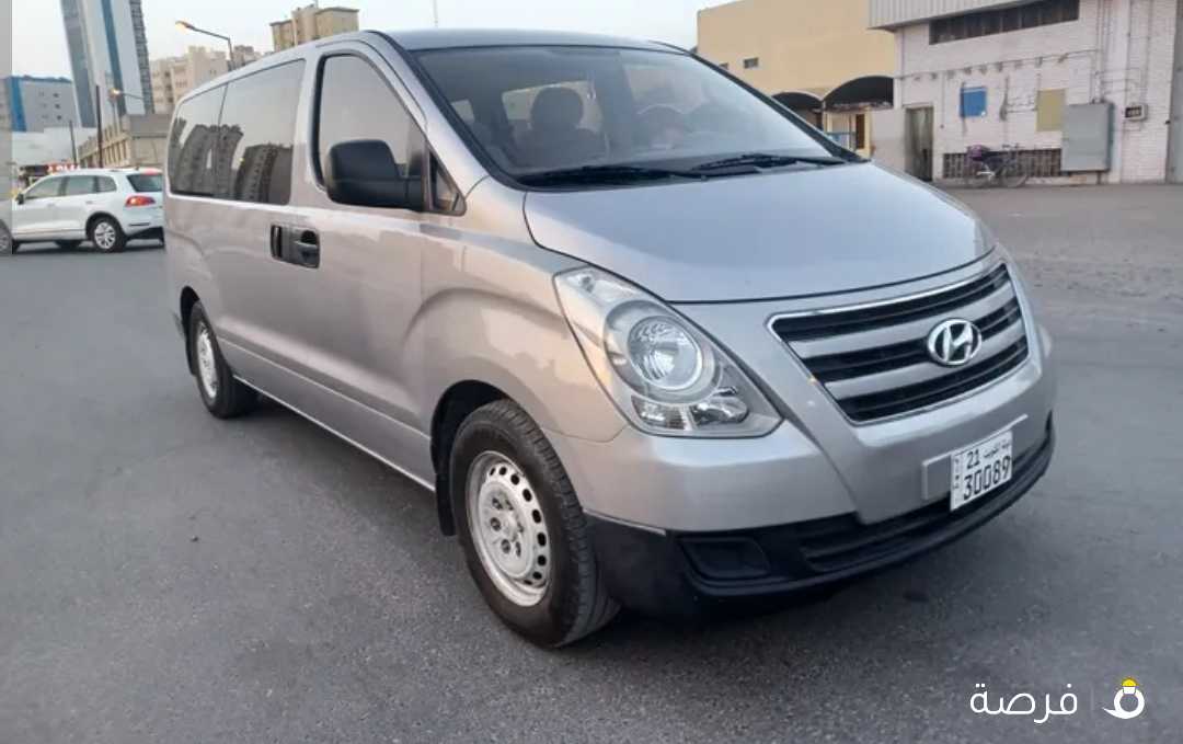 هيونداي H1 سبع مقاعد بحالة ممتازة