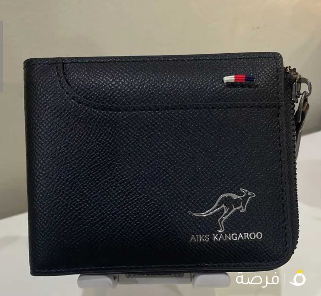 محافظ نقود الوان متنوعه