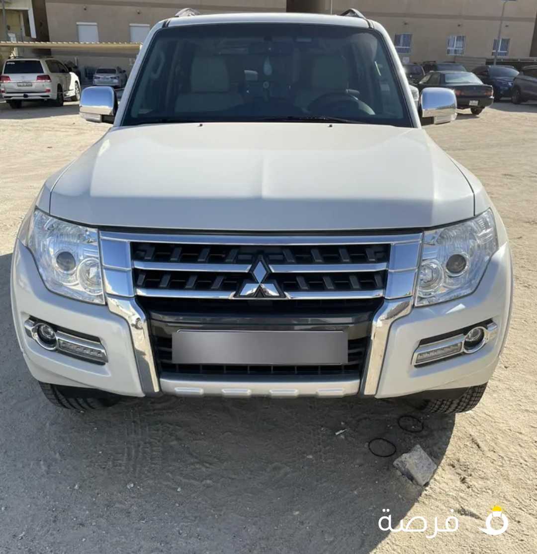 للبيع باجيرو 2022 المكينة الكبيرة كامل المواصفات