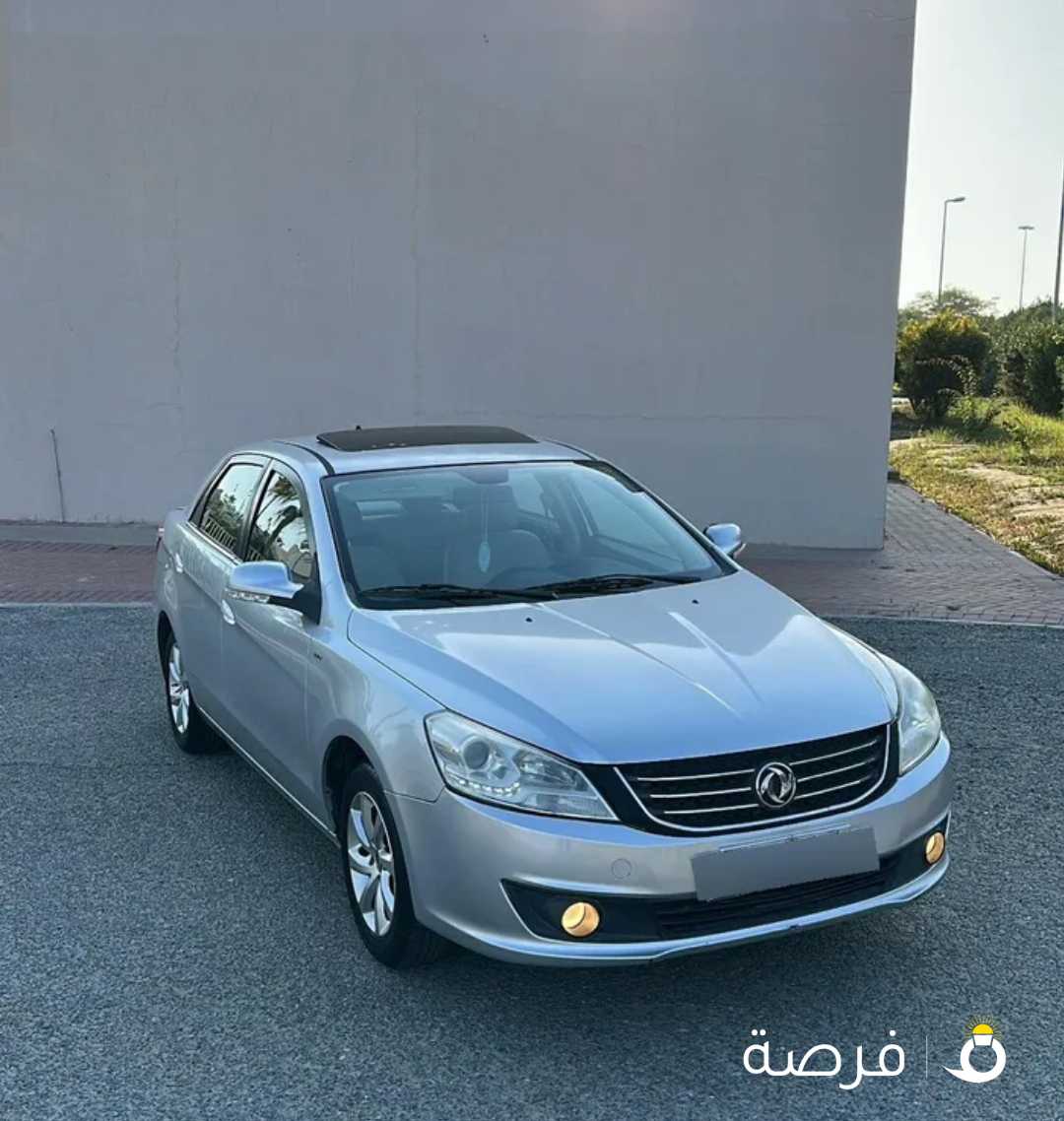 للبيع DFM موديل 2015 حجم المكينه 1600 بحاله الوكاله عداد 94