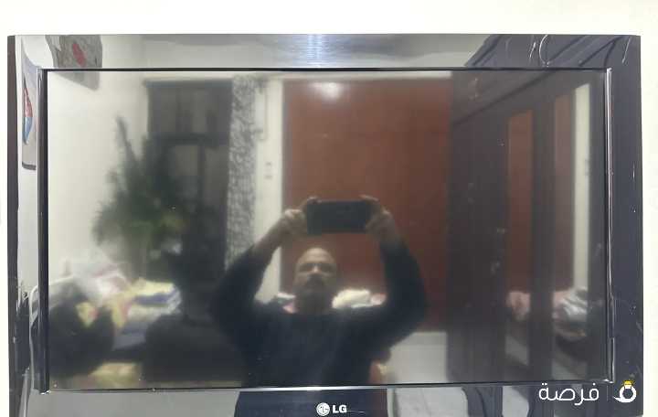 LG LCD TV for sale