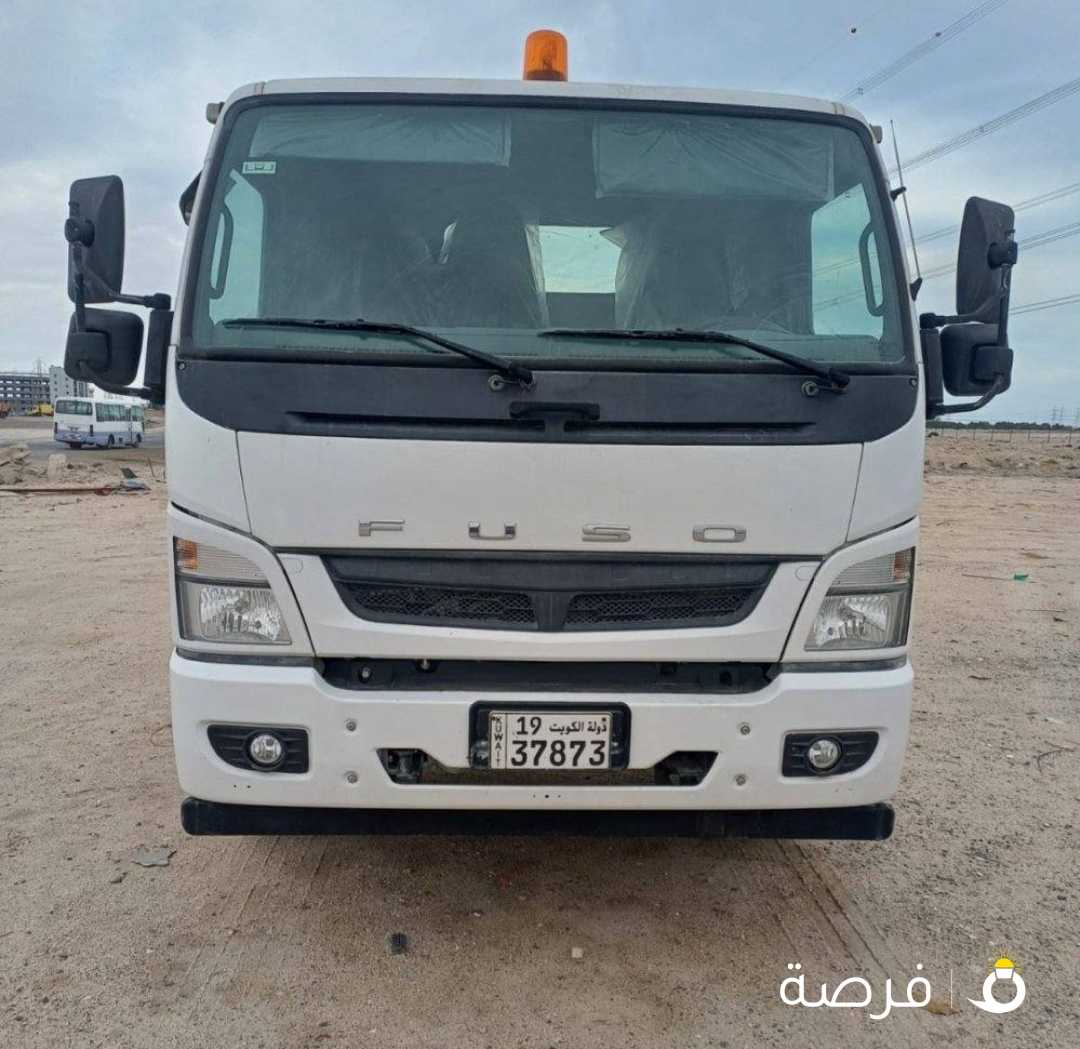 للبيع هاف لوري