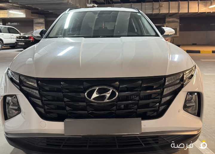 توسان 22 1600cc بحاله الوكاله ماشي 21 الف فقط.... تربو....كامله عدا الفتحه