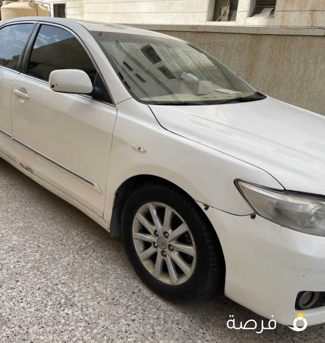 كامرى 2010 للبيع