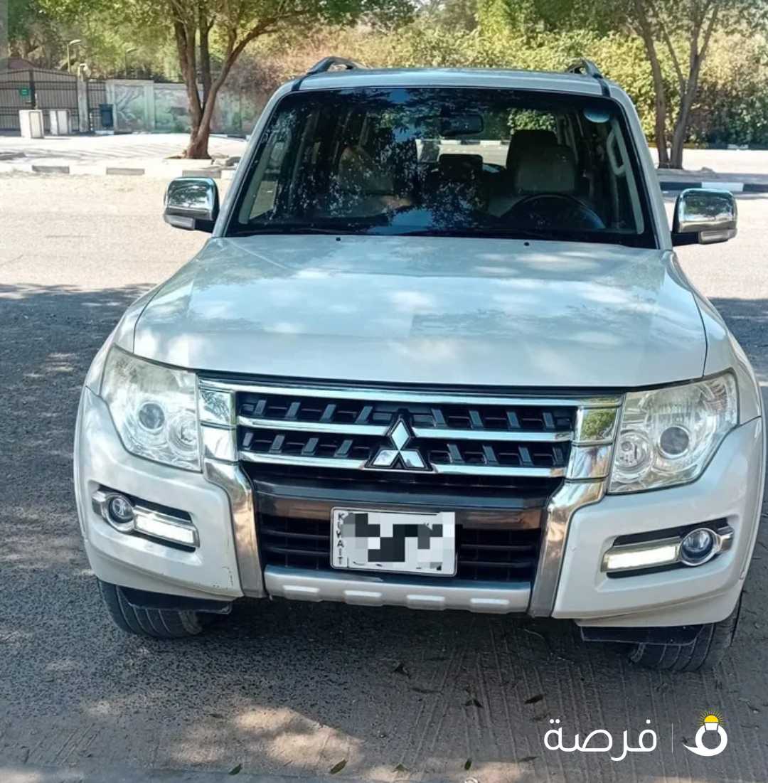 للبيع باجيرو موديل 2019 - حجم الماكينة 3500 سي سي - ممشي 134الف كيلو