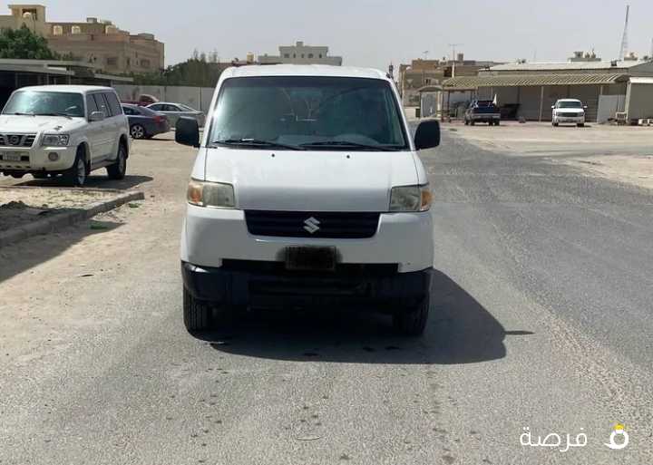 للبيع باص سوزوكي APV مقفل