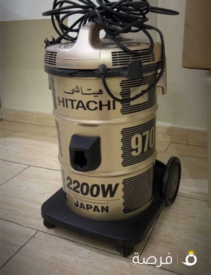للبيع مكنسه هيتاشي مستعمله الموتور يحتاج تبديل قوه المكنسه 2200 نظيفه معاها كامل أغراضها