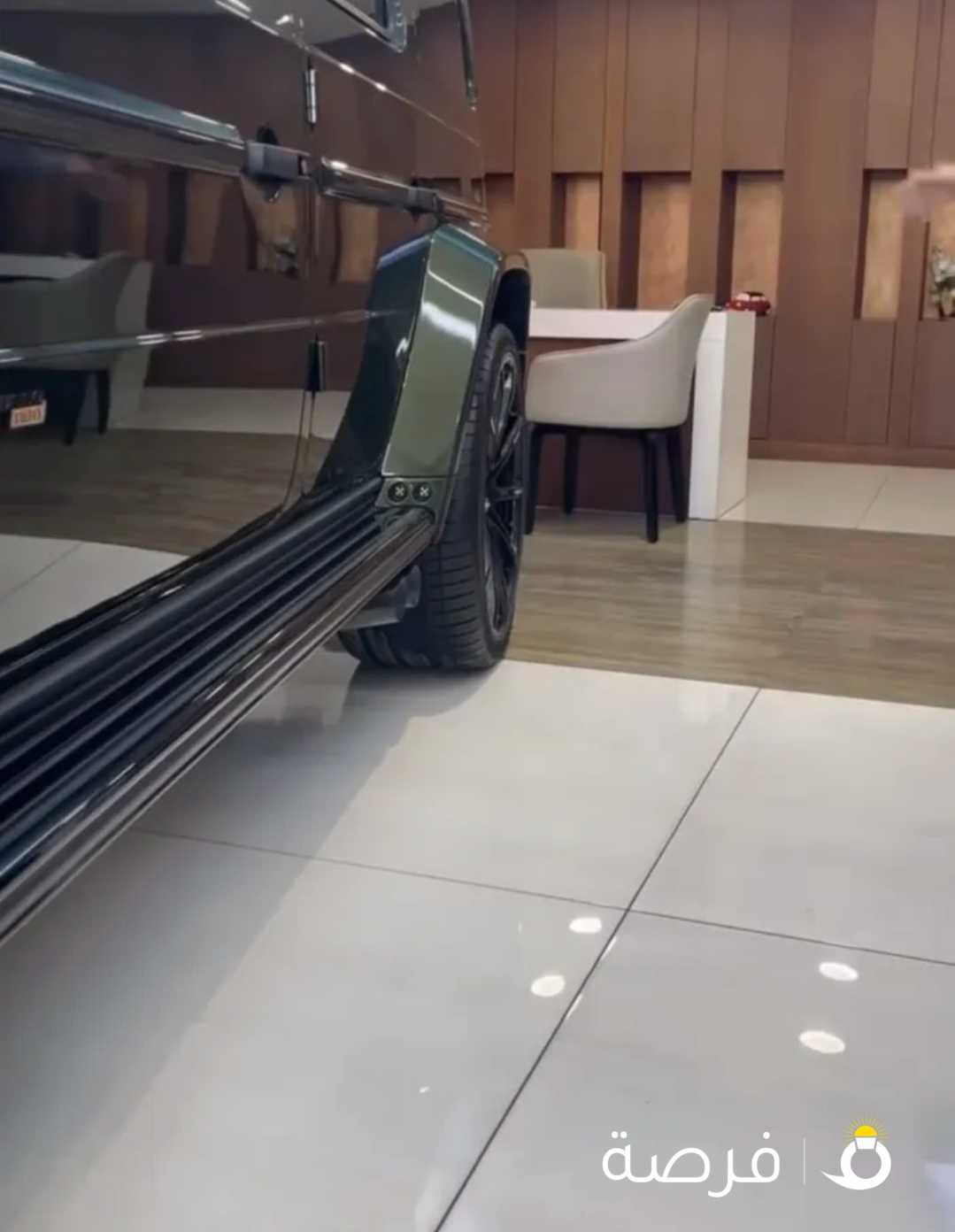 كرسي Gracoo بحالة مثل الجديد له مظلة