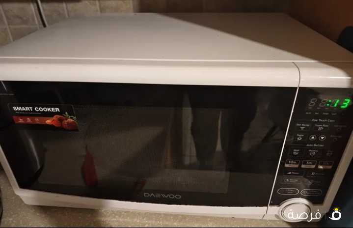 ميكرويف دايو بحالة ممتازة، نظيف، 37 لتر
