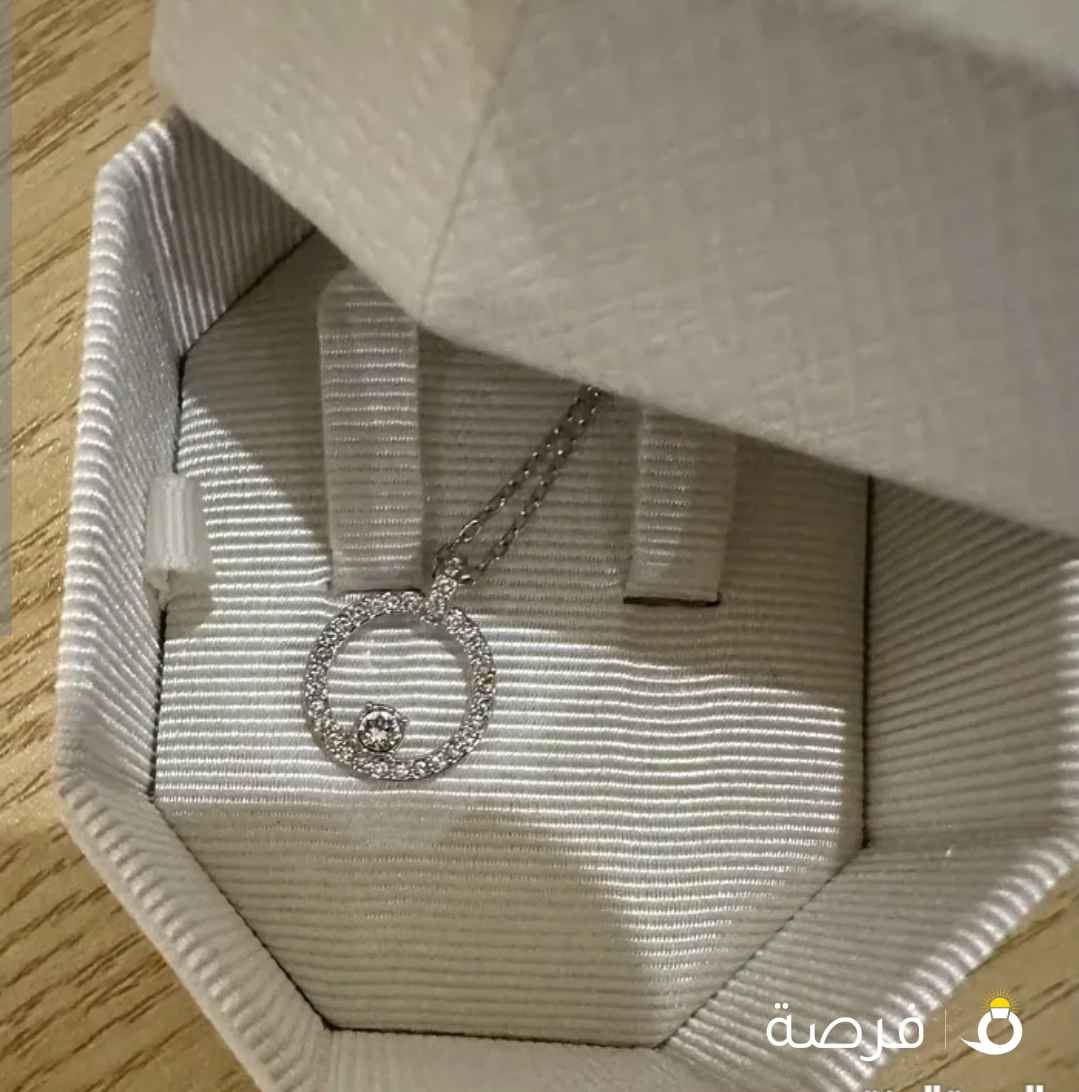 سلسلة سواروفسكي أصليه