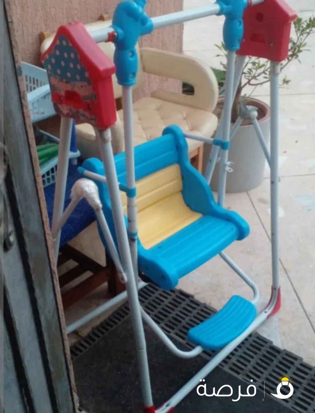 مرجحة لطفل من 6 شهور