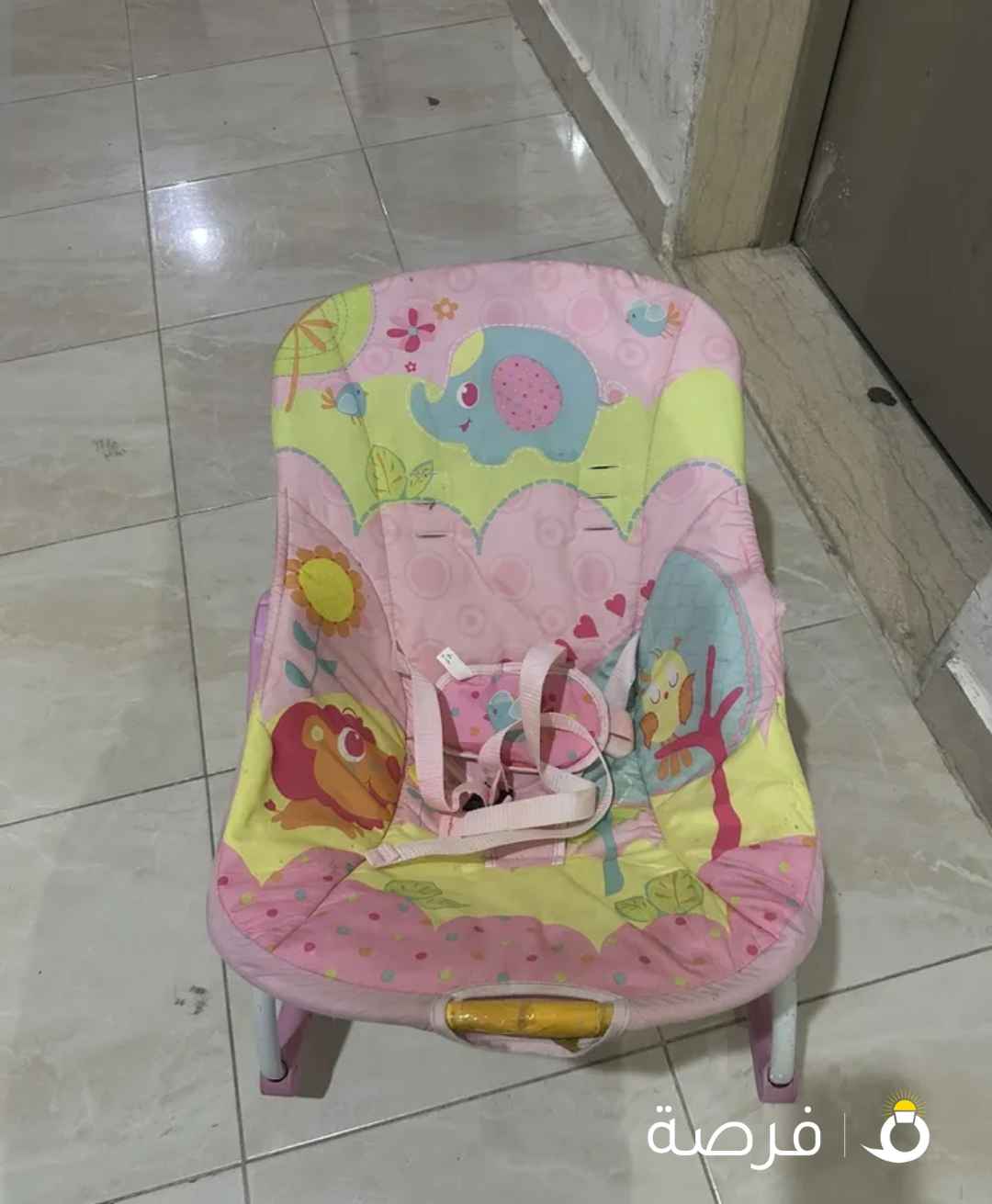للبيع اغراض بيبي استعمال بسيط بسعر رمزي للتواصل خاص