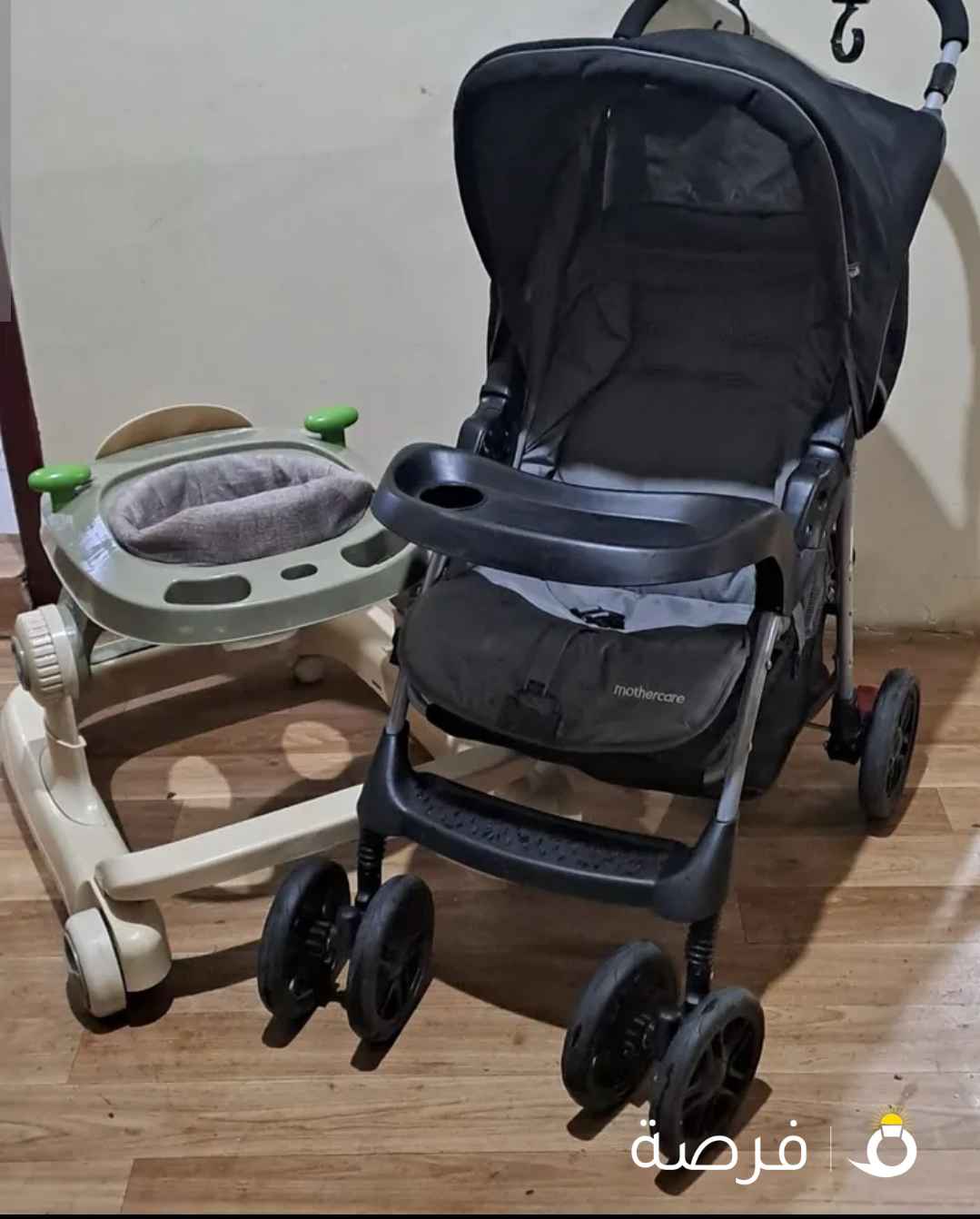 عربابة أطفالmothercare مشاية أطفال baby walker مع بعض