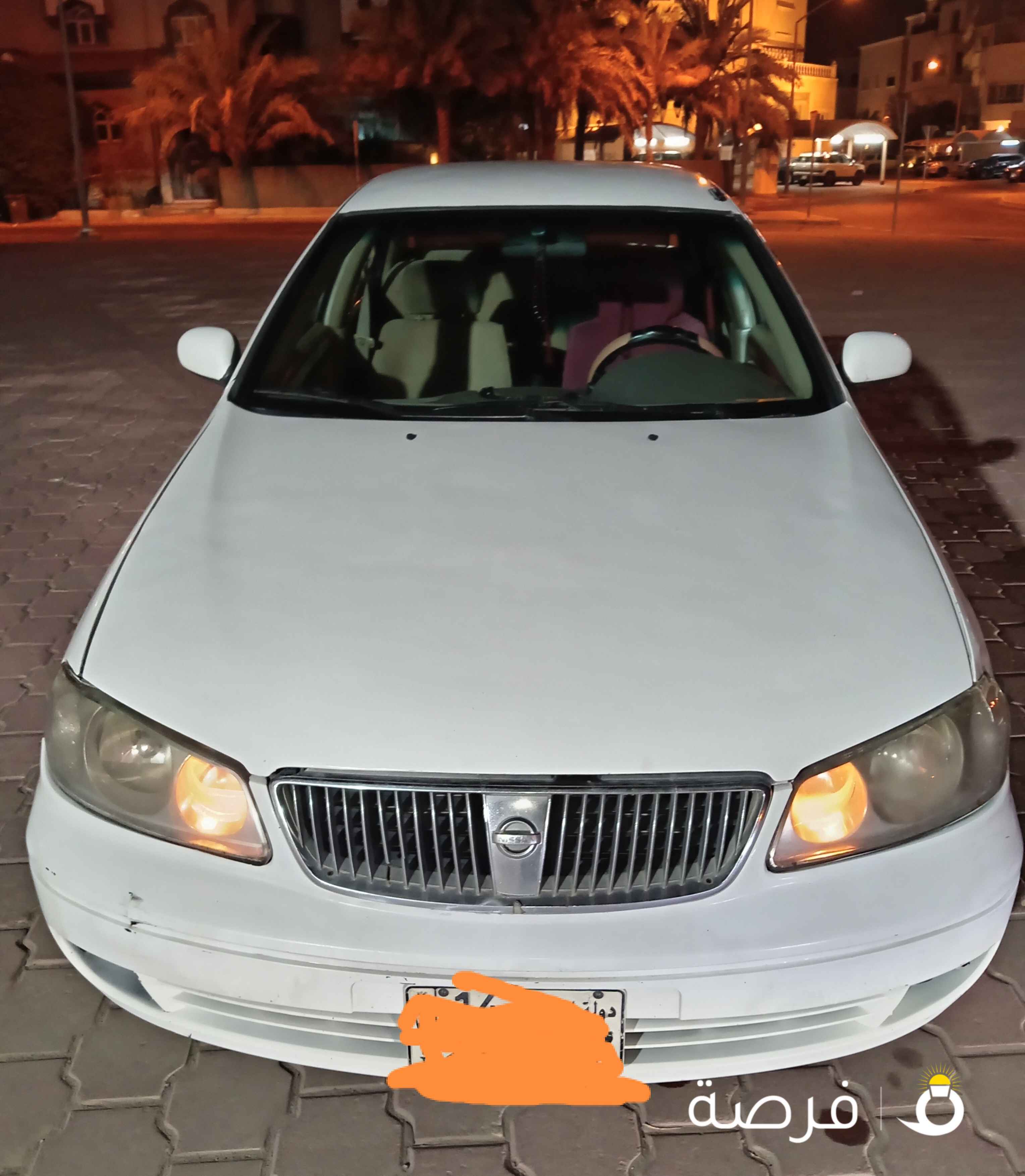 سيارة نيسان صني موديل 2005