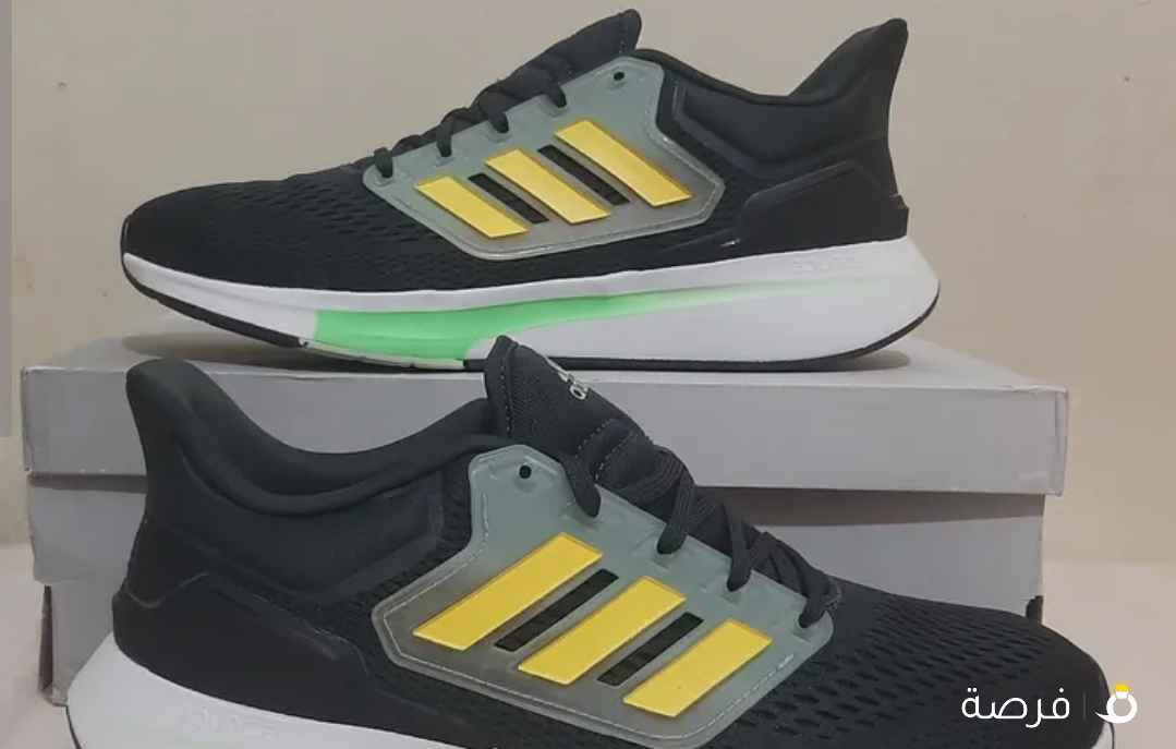 حذاء رياضي جديد من اديداس واصلي بالكرتون