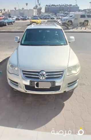 سيارة فوليكس فاجن طوارق 2009 بحالة جيده جداً من الداخل والخارج