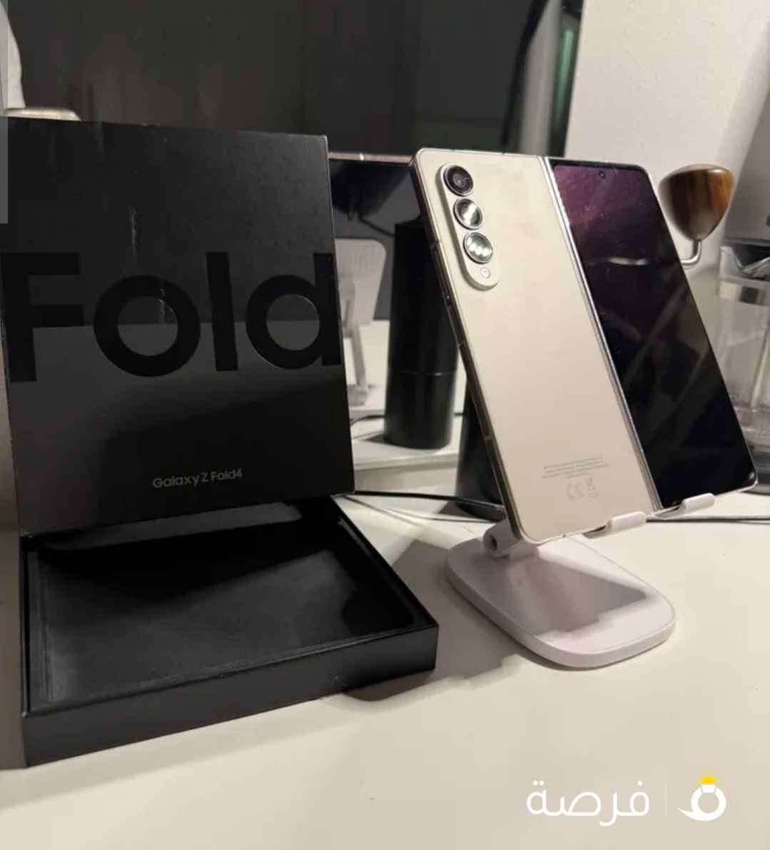 بيعه سريعه! جلكسي زد فولد 4 نظيف