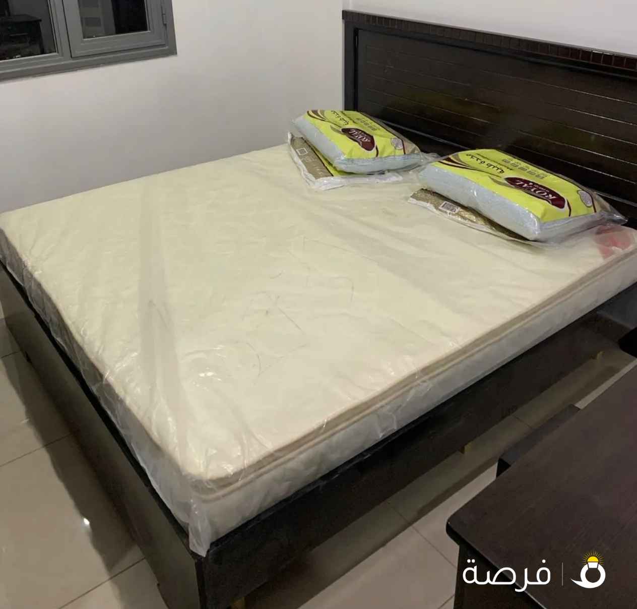 للبيع غرفة نوم بدون كبت