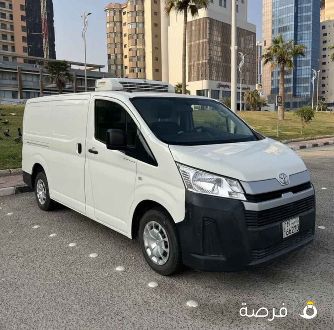 للبيع باص مقفل هايس موديل 2021 ثلاجة حجم الكبير 6 سلندر قير عادي الباص تبارك الرحمن ولا غلطة