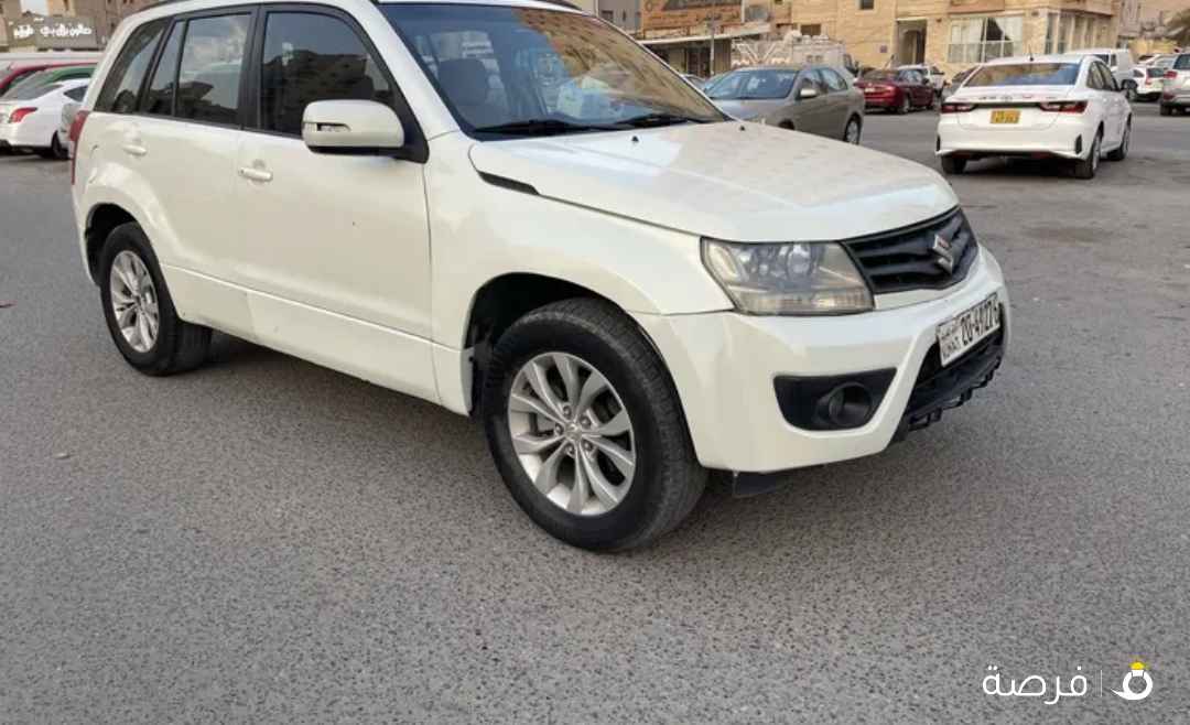 للبيع جيب سوزوكي موديل 2014