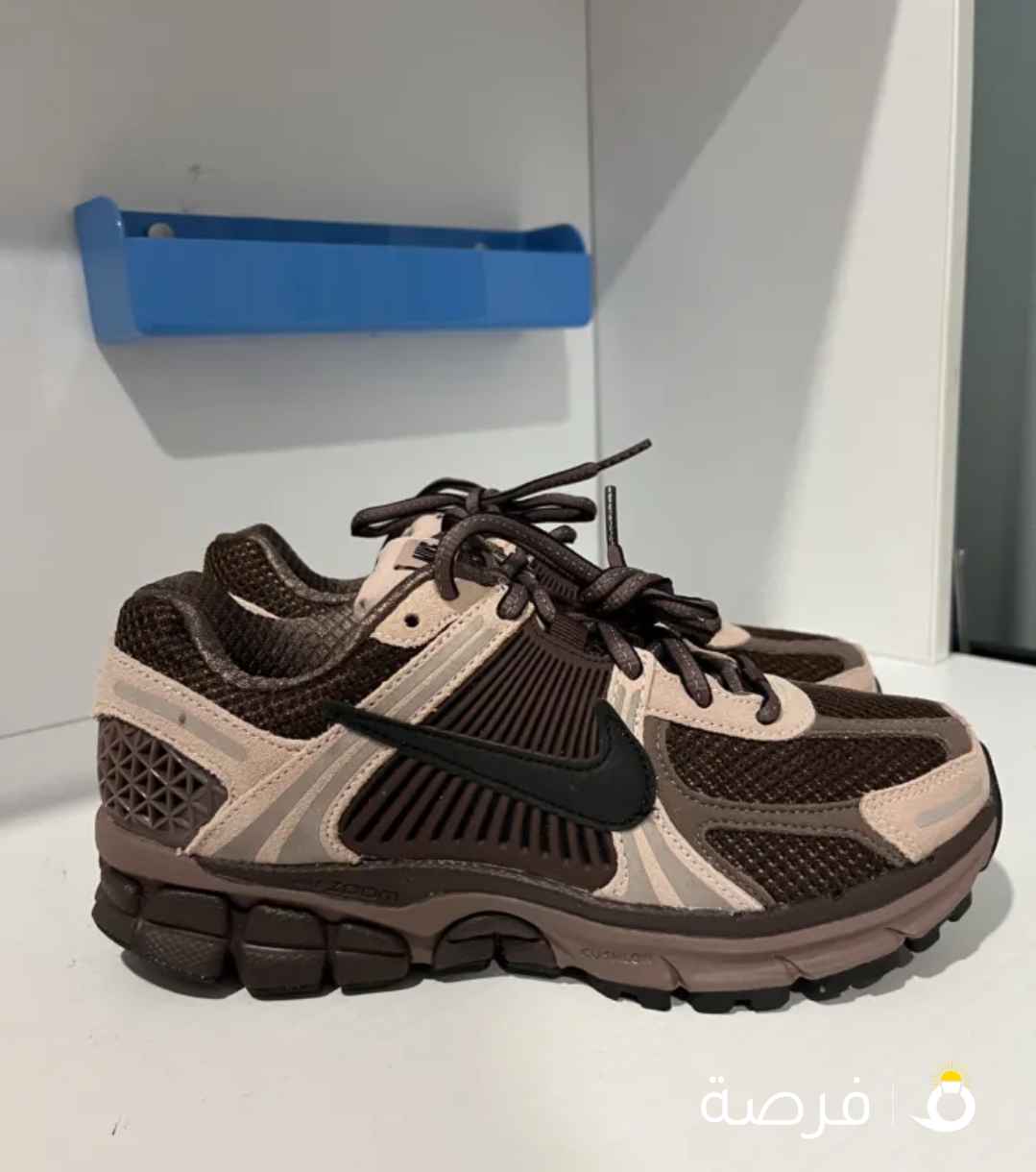 Nike Zoom Vomero 5 / Plum Eclipse/ Black-Pink Oxford / EUR 36.5 / Rare