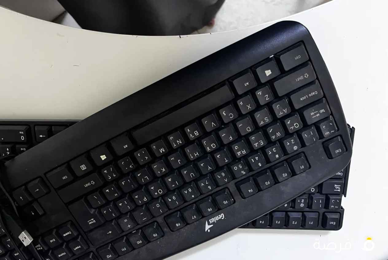 لوحتين كيبورد عاديه عربي انجليزي سلكية