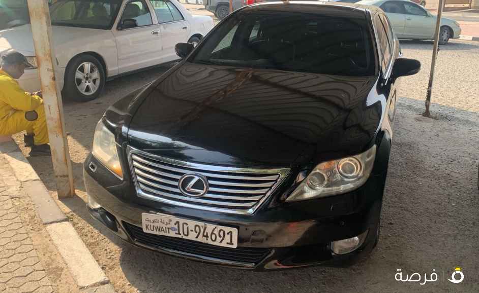 لكزس460 موديل 2010 وارد امريكا ماشي 200 ميل بيبان شفط الدرجى الاولى بصمة تحكمات شاشه من داخل اسود