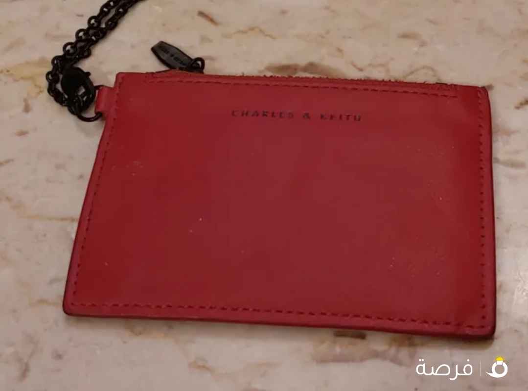 للبيع بوك Charles& Keith