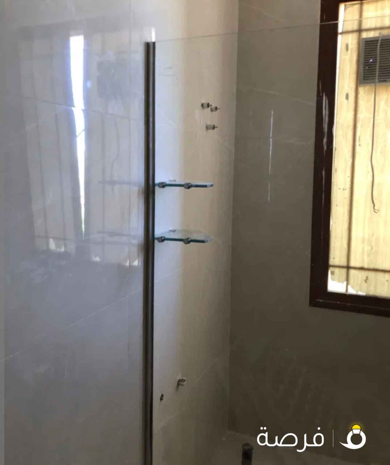 مرايا وزجاج سكوريت شور بوكس