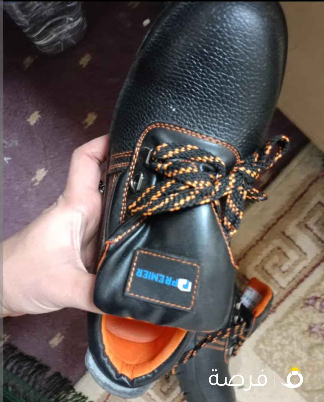 السلام عليكم ورحمه الله وبركاته سفتى جديد لم يستخدم قط مقاس ⁦⁦41⁩⁩ للبيع يوجد ف الفروانية قطعه ⁦⁦4⁩⁩ شارع ⁦⁦1⁩⁩