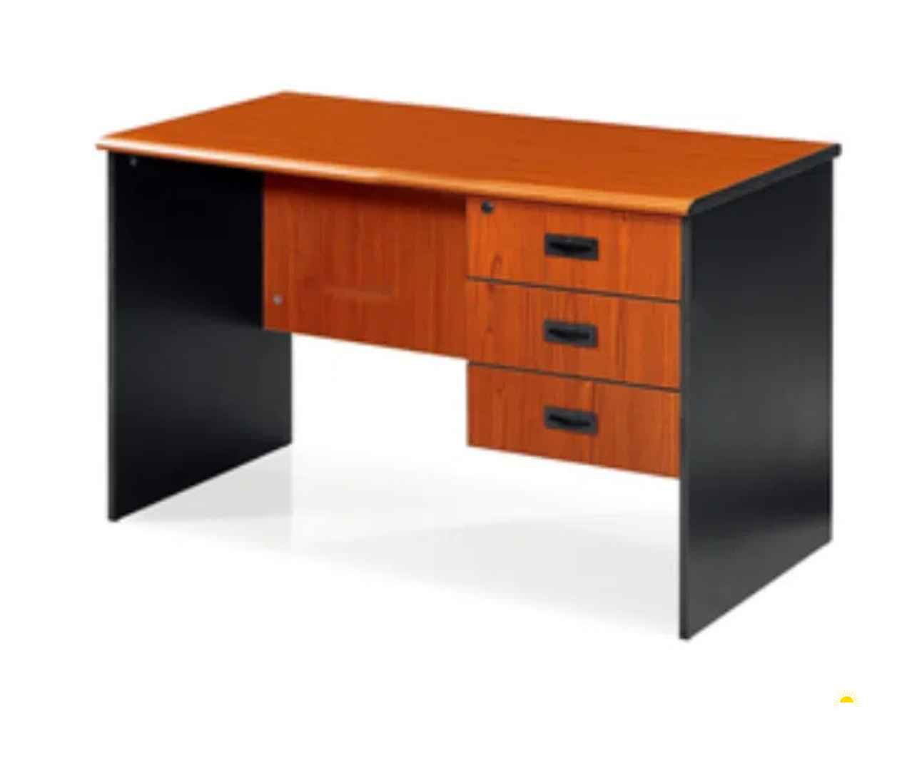 طاولة نظيفه ممتازه